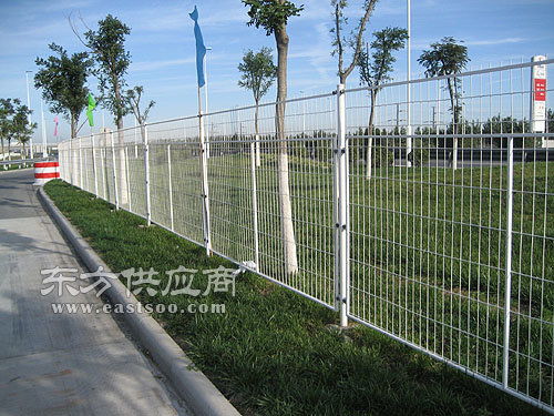 護欄網(wǎng)廠家 焜凱絲網(wǎng) 護欄網(wǎng)圖片