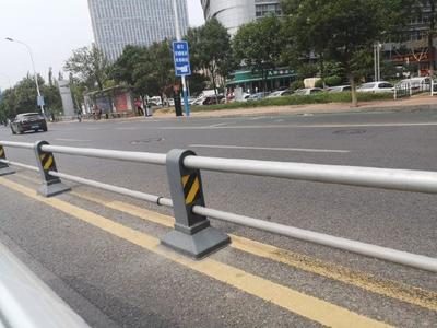 馬路護欄的用途有哪些