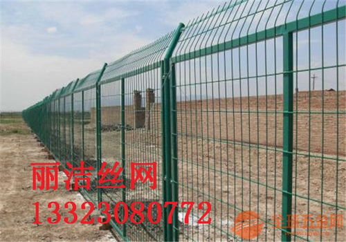 新余鐵絲護(hù)欄網(wǎng)產(chǎn)品特點(diǎn) 新余鐵絲護(hù)欄網(wǎng)產(chǎn)品用途 鐵絲護(hù)欄網(wǎng)產(chǎn)品報價